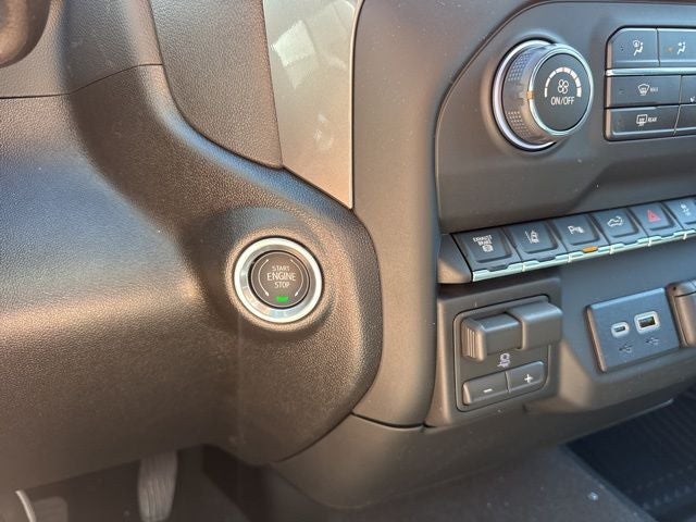 2026 Chevrolet Silverado 2500HD Custom