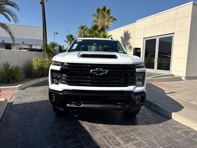 2026 Chevrolet Silverado 2500HD Custom