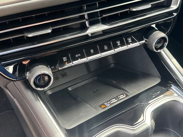 2027 Chevrolet Traverse LT 1LT