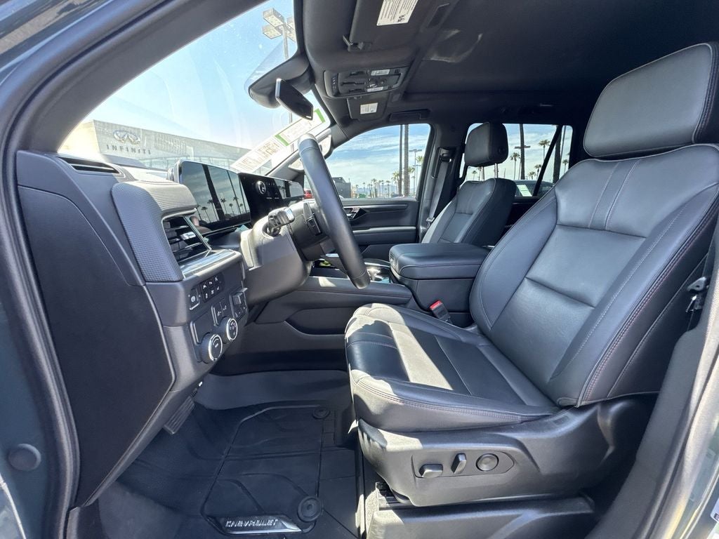 2025 Chevrolet Tahoe RST
