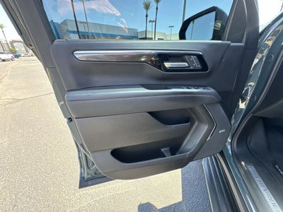 2025 Chevrolet Tahoe RST