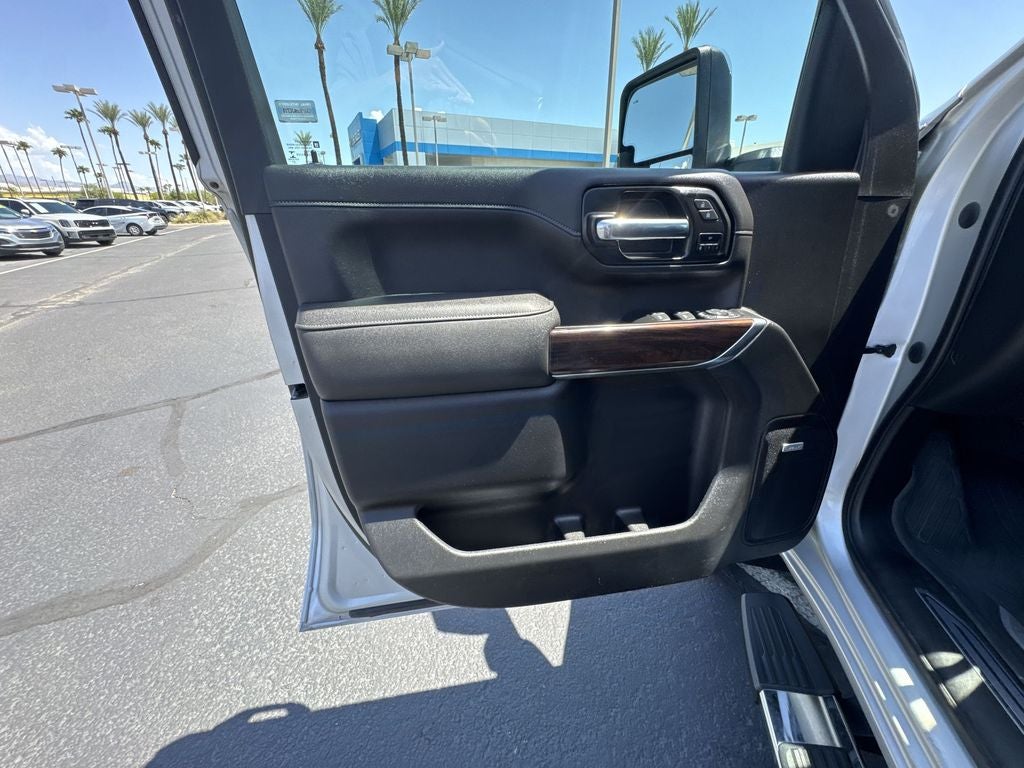 2022 GMC Sierra 2500HD SLT