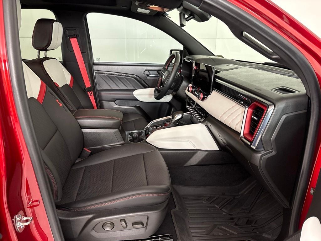 2025 GMC Canyon AT4X