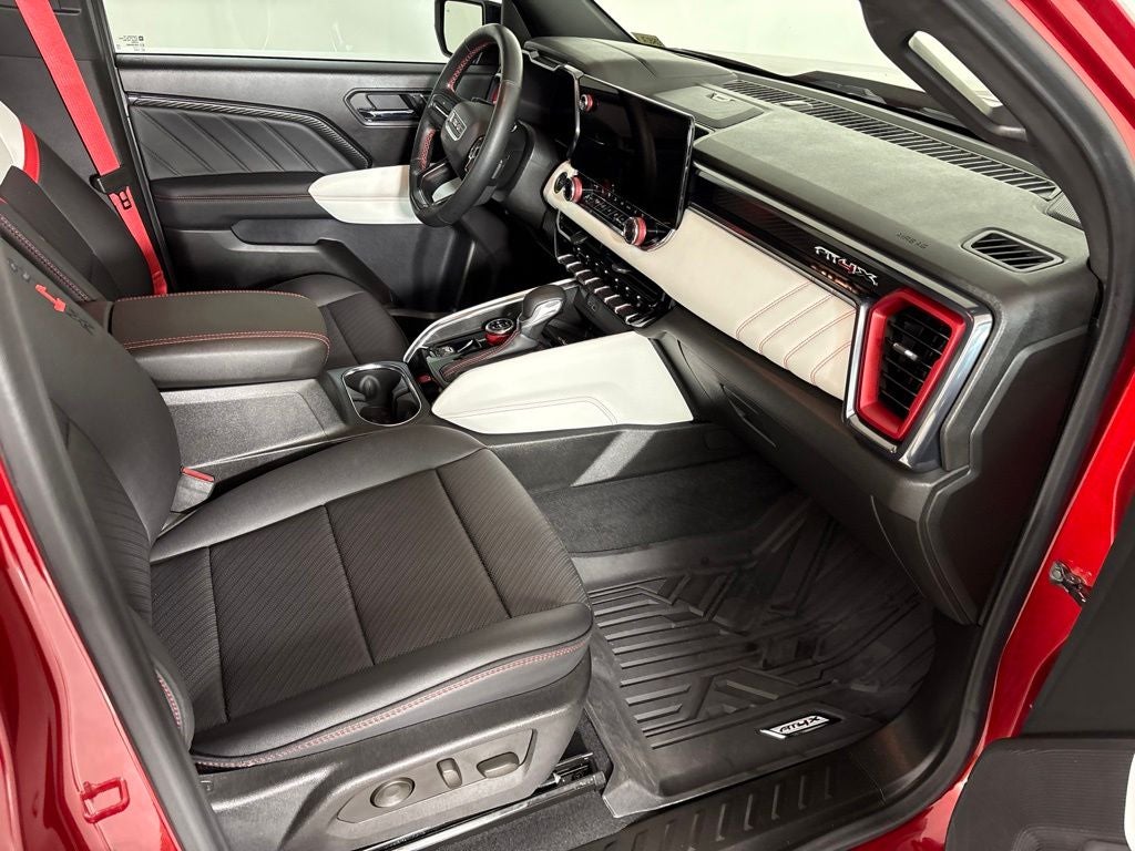 2025 GMC Canyon AT4X