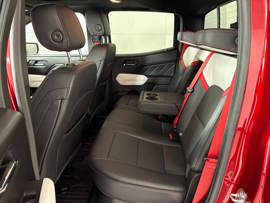 2025 GMC Canyon AT4X