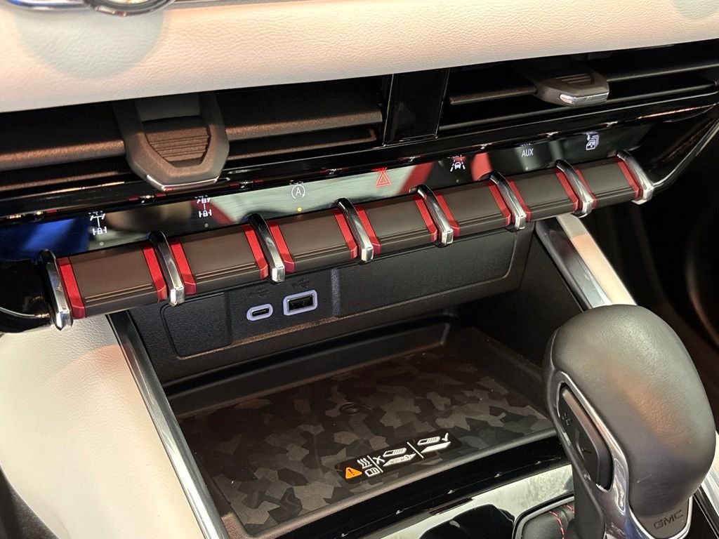 2025 GMC Canyon AT4X