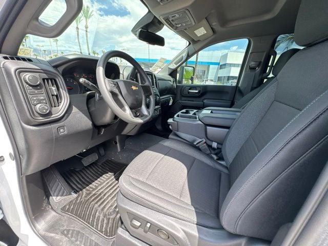 2026 Chevrolet Silverado 2500HD Custom