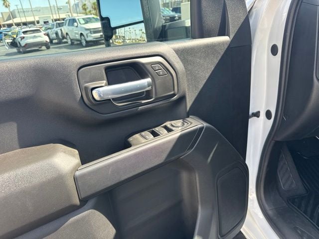 2026 Chevrolet Silverado 2500HD Custom