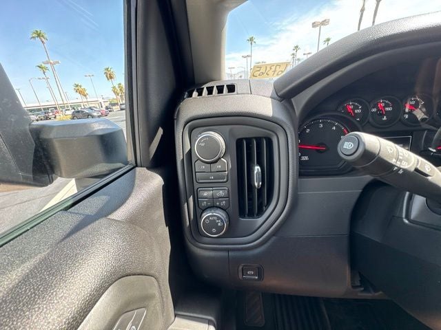 2026 Chevrolet Silverado 2500HD Custom