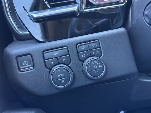 2026 Chevrolet Silverado 1500 LTZ - Photo 31