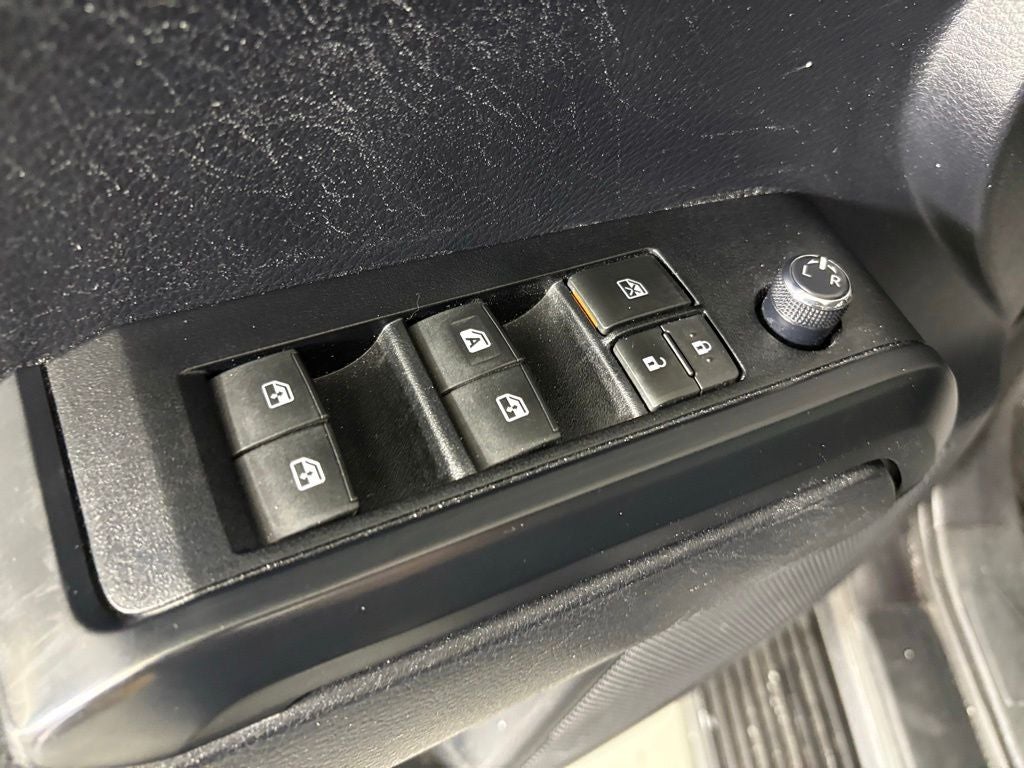 2018 Toyota Tacoma SR V6