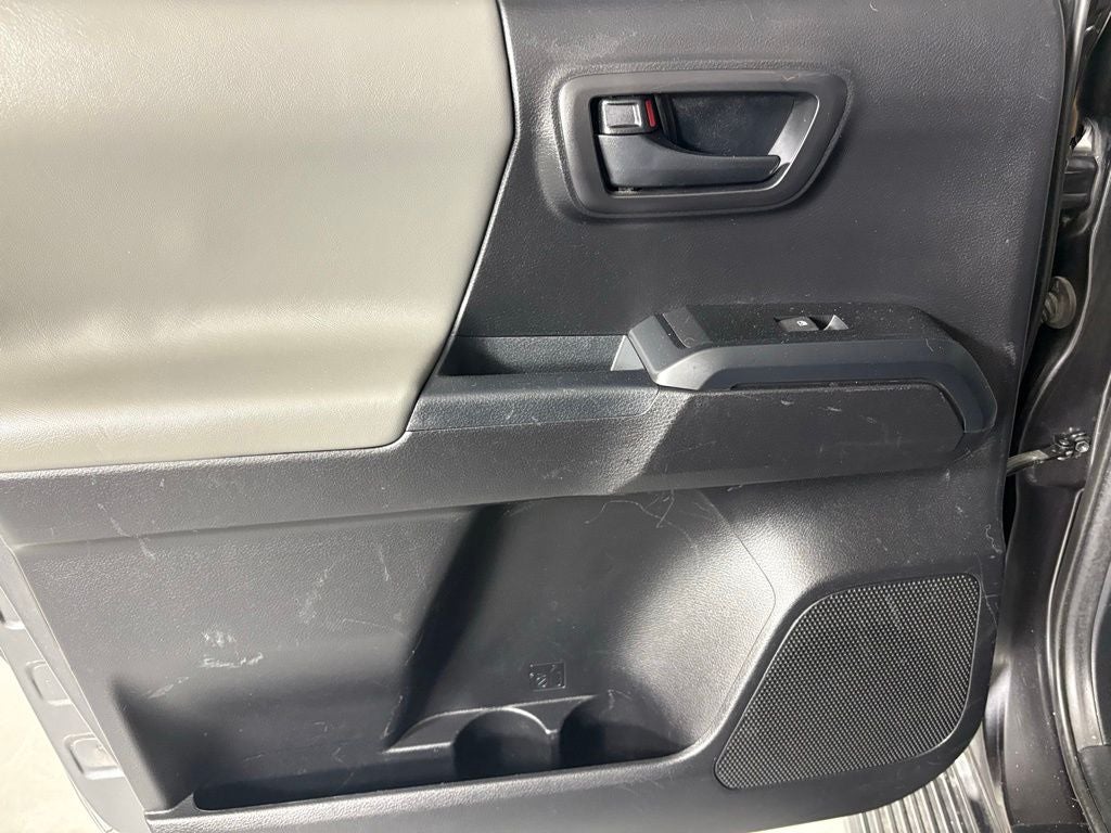 2018 Toyota Tacoma SR V6