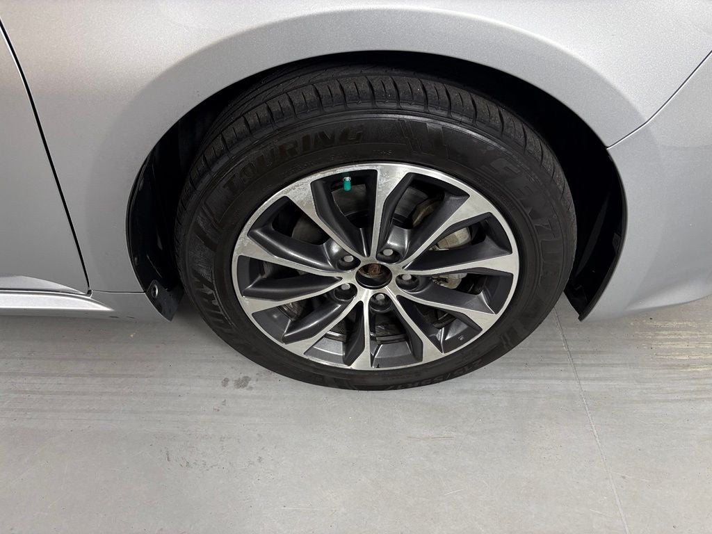2018 Toyota Avalon XLE