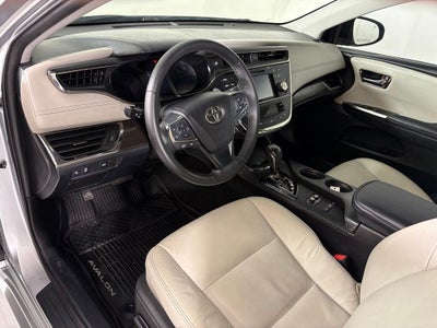 2018 Toyota Avalon XLE
