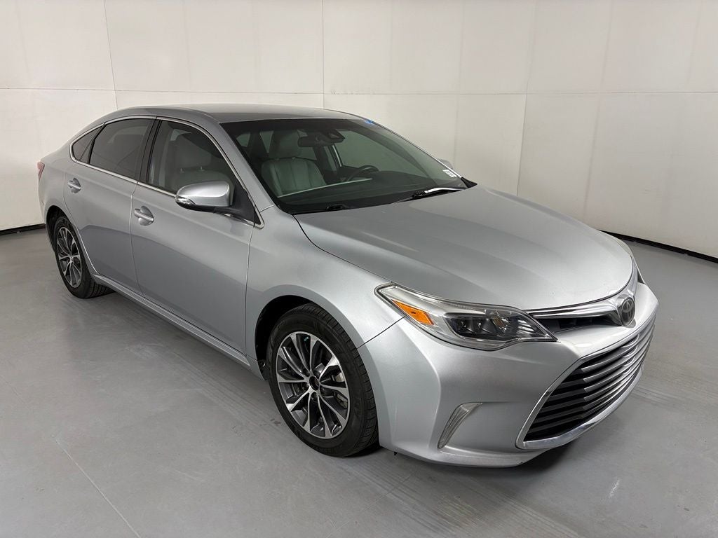 2018 Toyota Avalon XLE