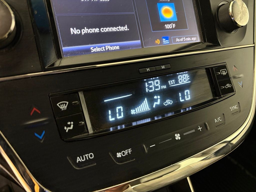 2018 Toyota Avalon XLE