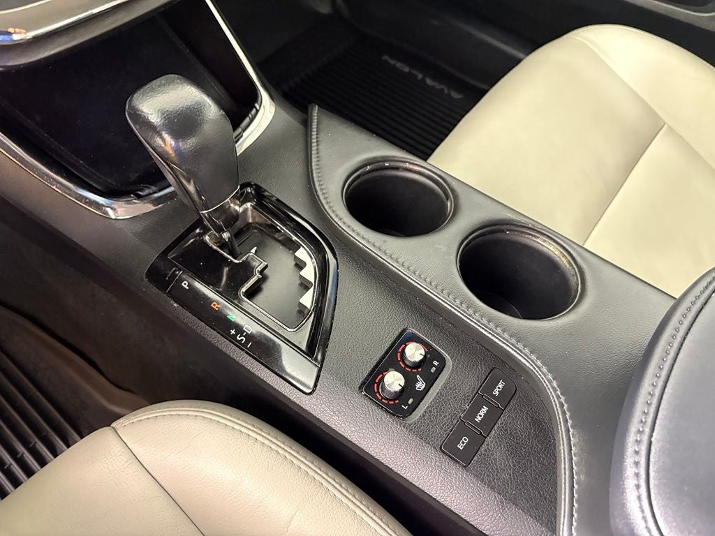 2018 Toyota Avalon XLE
