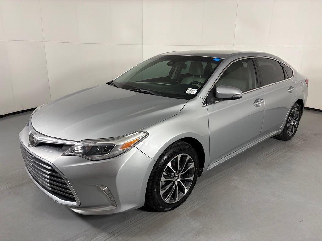 2018 Toyota Avalon XLE