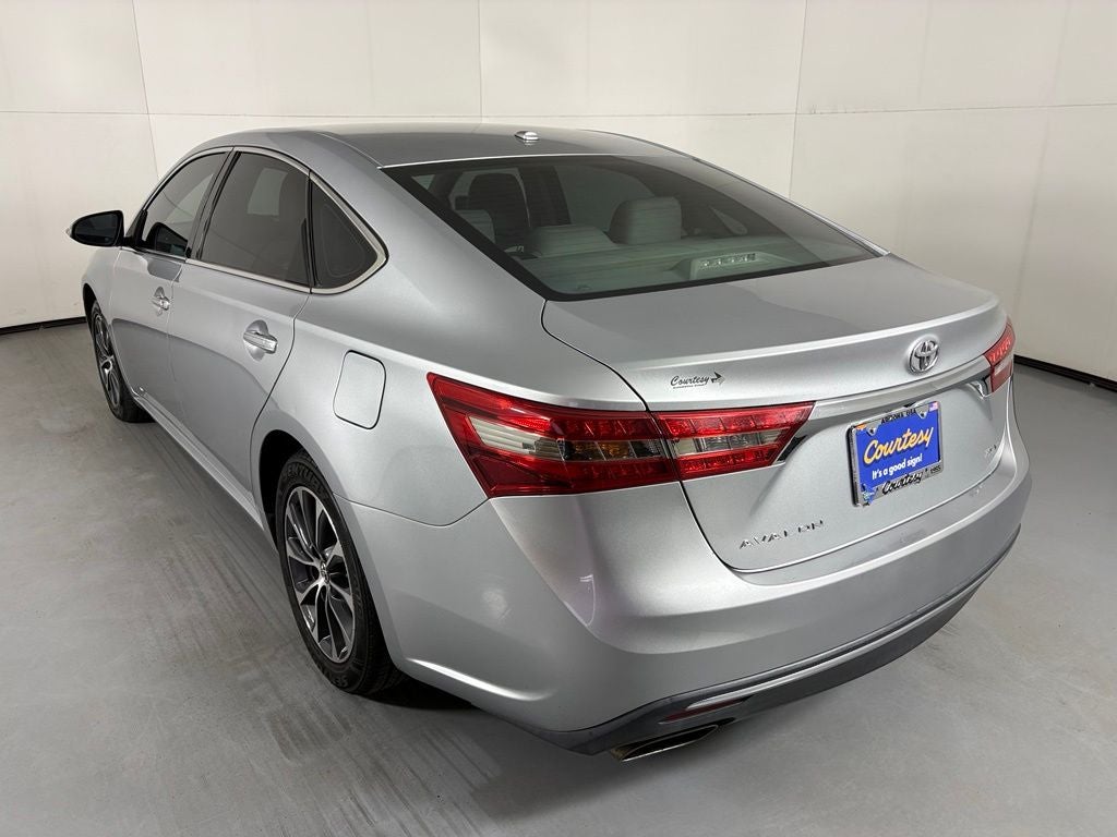 2018 Toyota Avalon XLE