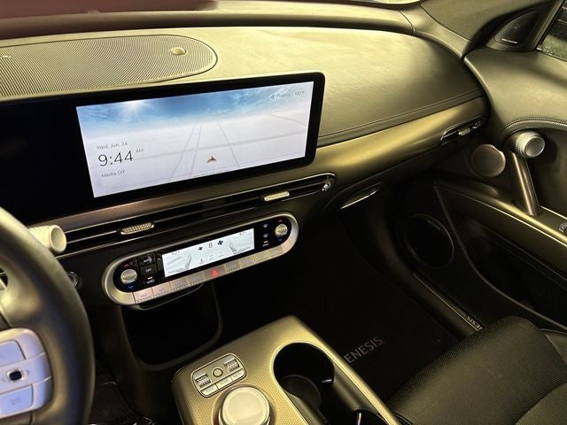 2023 Genesis GV60 Advanced