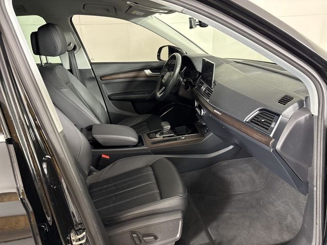 2023 Audi Q5 40 Premium quattro