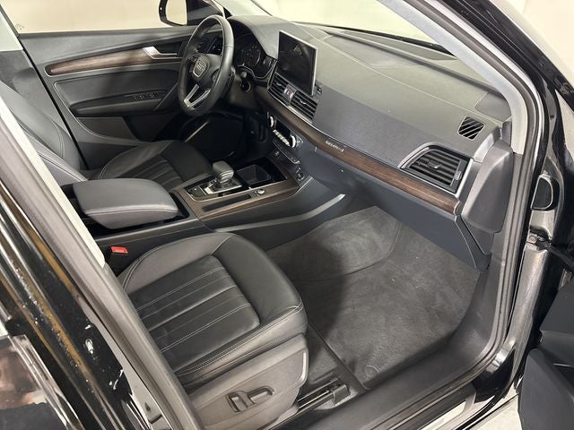 2023 Audi Q5 40 Premium quattro