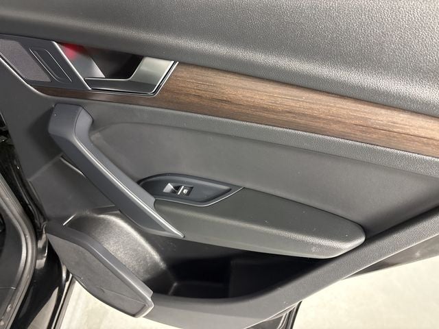 2023 Audi Q5 40 Premium quattro