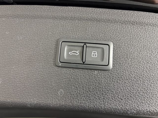 2023 Audi Q5 40 Premium quattro