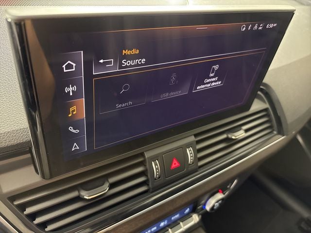 2023 Audi Q5 40 Premium quattro