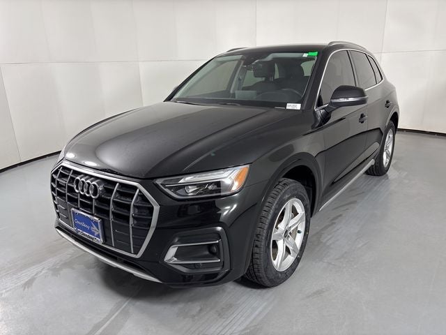 2023 Audi Q5 40 Premium quattro